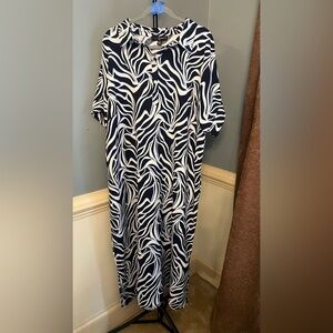 Fred David Navy and White Patterned Blouse